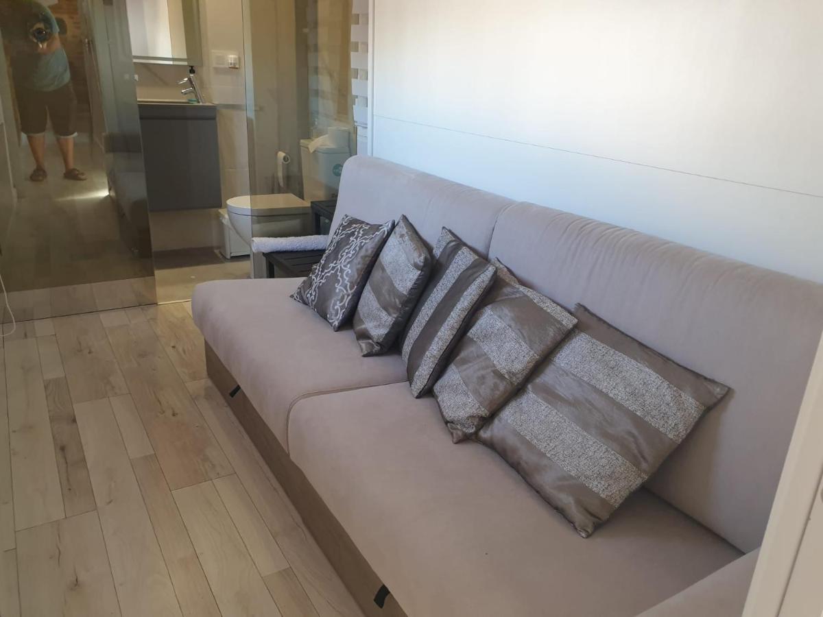 Apartamento Atico con terraza y jacuzzi en el centro Valencia Exterior foto