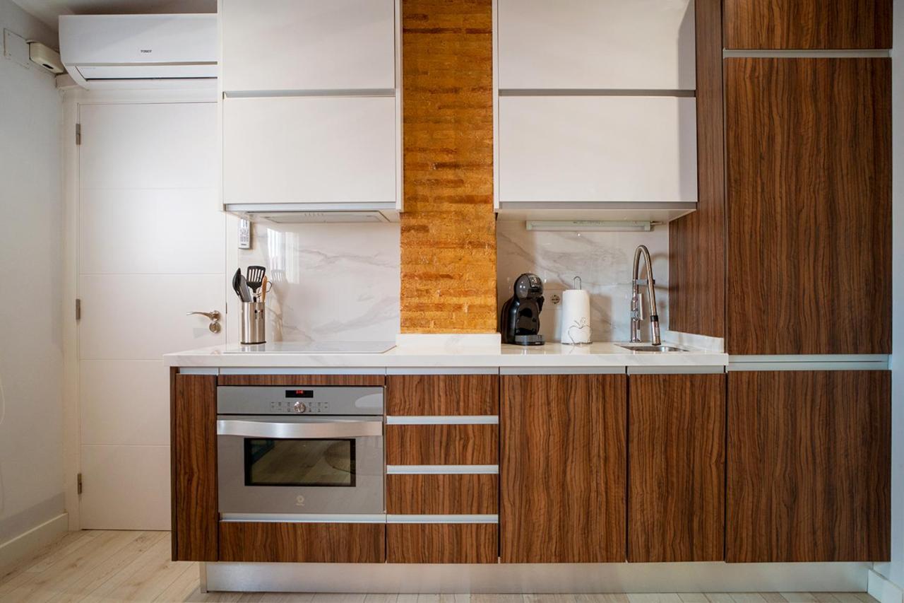 Apartamento Atico con terraza y jacuzzi en el centro Valencia Habitación foto