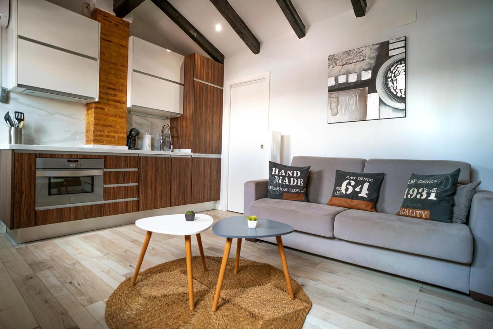 Apartamento Atico con terraza y jacuzzi en el centro Valencia Habitación foto